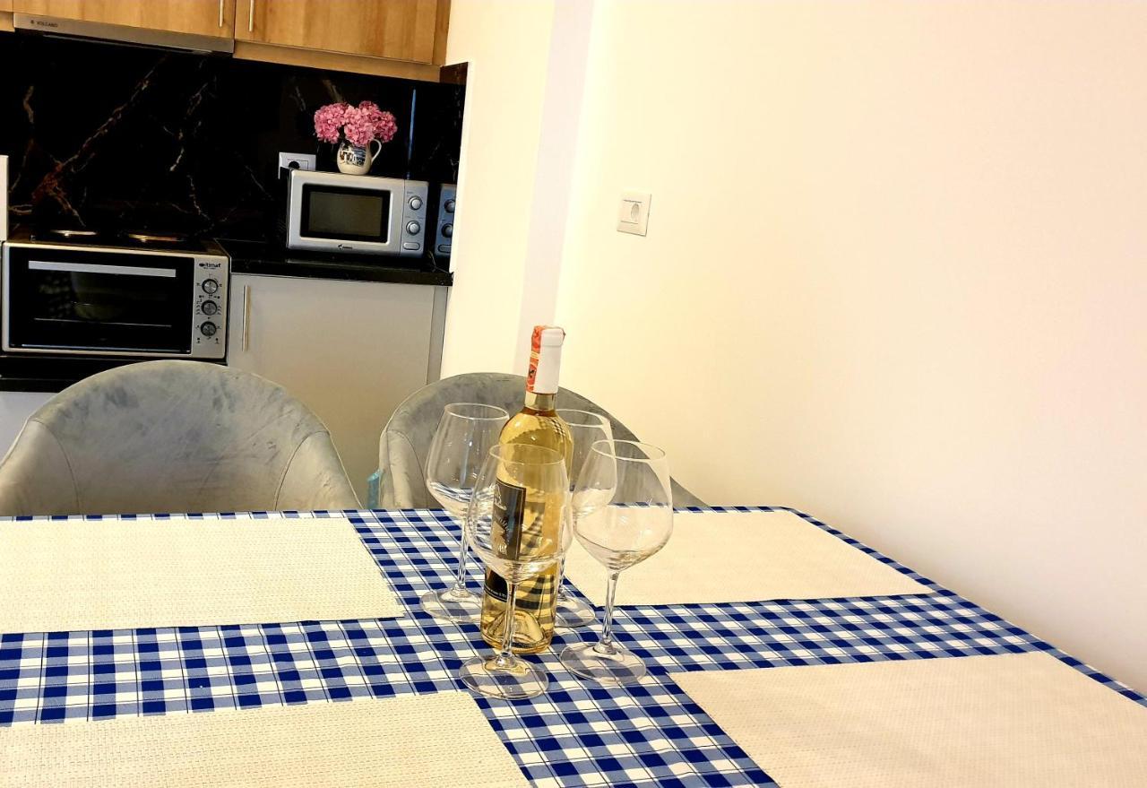 2F Saranda Apartment Zewnętrze zdjęcie